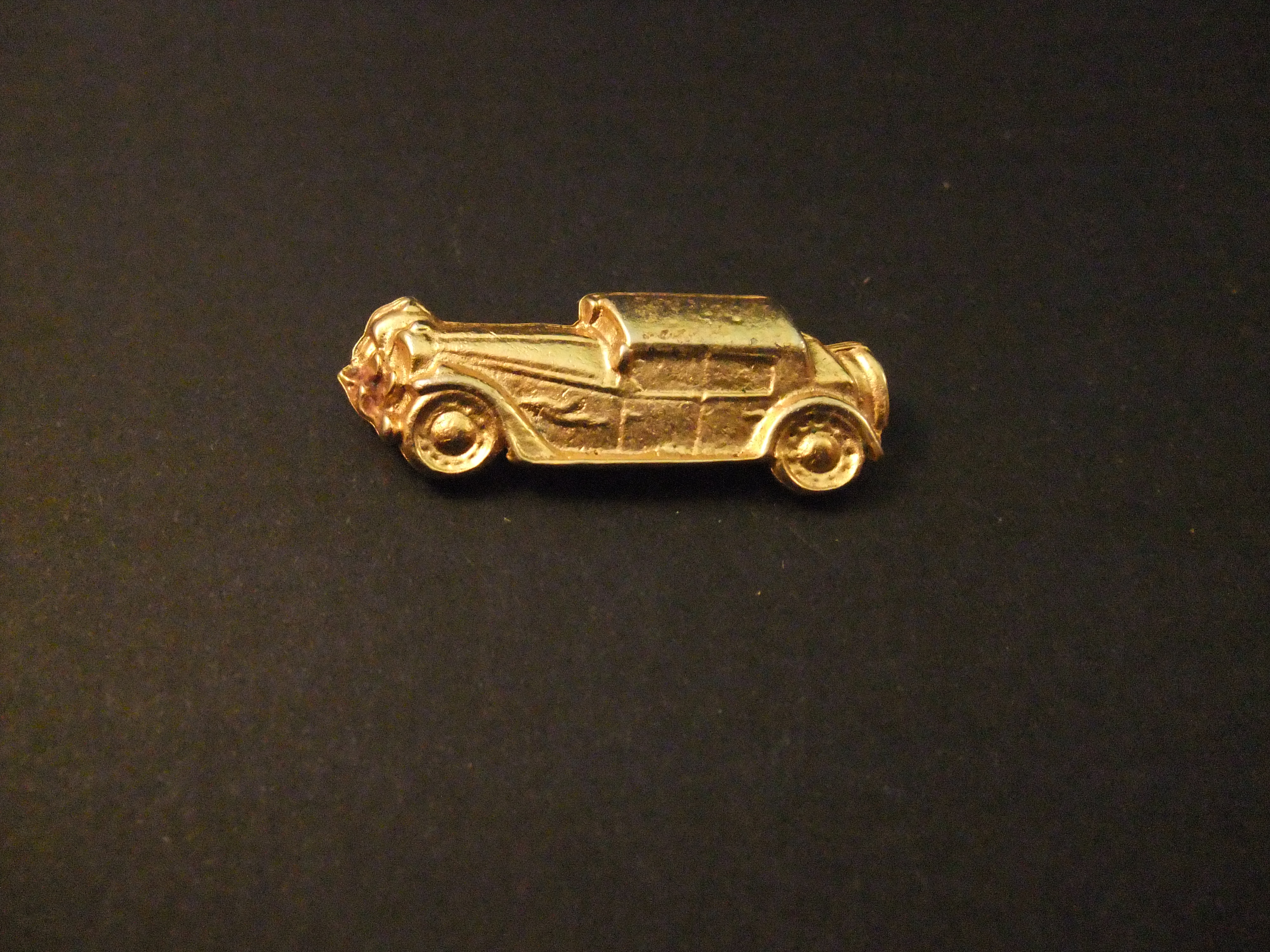 Bugatti. Model 46 Weymann Sportsman Saloon.1929-1933,goudkleurig